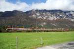 Bunte Oktoberaufnahme,mit eine EC in Unnterintalbahn.08.10.2008