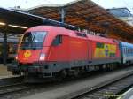 GYSEV 116 063-7 steht abfahrbereit nach Wien in Budapest Keleti pu.
16.10.2009.