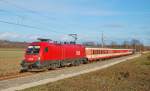 1116 145 ist am 28.12.2009 mit dem Rex 3915
zwischen Rohr und Kremsmnster vorgefahren.