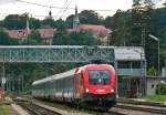 1016 041 passiert mit OIC 645 Tullnerbach-Pressbaum.