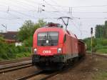 1116 047 mit einem Gterzug in Pestszentlőrinc - 08.05.2010.