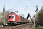 Der BB Taurus 1116 057-9 fuhr am 02.04.2011 ber die Drener Dreigurtbrcke um ihren GZ nach Aachen West zu bringen und um die Heimreise wieder Solo zu starten.