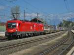 1116 131 und eine weitere Schwesterlok mit einem KLV-Ganzzug ebenfalls Richtung Italien durch Brixlegg ( 9.4.2011 )    Lg