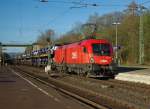 1116 106-4 bringt wieder einen ganzen Zug voll Minis in Richtung Norden. Aufgenommen am 08.04.2011 in Eichenberg.