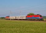 Am Ende dieses Hilfszuges der am 14.05.2011 bei Oftering unterwegs war,
hing die kalte 1116 018.