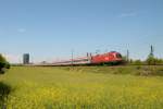 Der EC 113 Siegen-Klagenfurt am 12.05.11 an der Truderinger Strae in Mnchen