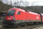 1116 071-0 mit einem Regionalzug in der Haltestelle Schlglmhl. (10.2.2006)