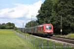 1116 266-6 (BB) fhrt am 13. August 2011 um 13:36 Uhr mit einem Gterzug durch Grokarolinenfeld