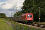 1116 266-6 mit einem Gterzug in Grokarolinfeld am 13.08.2011