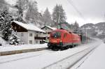 Die 1116 193 alias Manfred ist am 24.1.2012 auf der Brennerbahn Talwrts unterwegs in Richtung Innsbruck.Aufgenommen im schn verschneiten Steinach in Tirol.