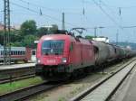 1116 105-6 hat einen Ganzgterzug am Haken und durchfhrt soeben Passau Hbf. 2006-07-01