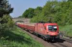 1116 085 mit Gterzug am 19.05.2012 bei Postbauer-Heng