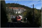 Taurus 1116 108 zieht den EC 151  Emona  von Wien Meidling nach Ljubljana durch die Haltestelle Wolfsbergkogel. 
18.10.2012