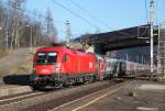 1116 124 zieht am 22.03.2013 Zug 13017 (Moskau - Nizza) durch die ehemalige Haltestelle Oberaich.