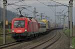 1116.038 am 10.10.13 mit RoLa (ausschlielich Trkische LKW) kurz vor St.Michael Ri. Spielfeld-Stra.
Gru an den Tfzf und an die netten Fernfahrer im Begleitwagen.