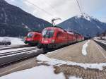 1116 036 + 1144 XXX + 1116 171-0 mit einem Güterzug, unterwegs in Richtung Villach.
Aufgenommen am 12.2.2016 bei der Durchfahrt in Mallnitz-Obervellach.
Im Hintergrund zu sehen ist 1116 081-1, welche an diesem Tag für die Autoschleuse eingeteilt war.