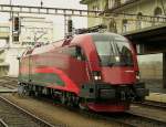 Whrend die 1116 204-7 mit den Rail-Jet-Testwagen allabendlich  nach Bern zurckfuhr, blieb die 1116 201-3 jeweils in Lausanne. 3. Juli 2008