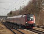 1116 215-3 rast am 20.03 mit dem RJ 60 aus Budapest Keleti-pu durch Trudering auf dem Weg nach Mnchen Hbf.