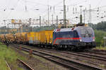 ÖBB 1116 195  Nightjet  durchfährt mit einem Bauzug Duisburg-Entenfang 18.8.2017