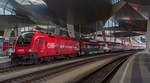 ÖBB 1116 225 (ÖBB Eigenwerbung) mit RJX 564 nach Innsbruck Hbf, Wien Hbf, 20.02.2020.