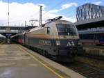 Salzkammergut 2009 - Mit OIC 642  Hotel Ibis  ist am 02.06.2009 die 1116 280 von Wien nach Salzburg unterwegs.