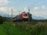 1116 250-0  Feuerwehr  mit OEC 663  Erlebnis Demokratie  aus Feldkirch nach Wien-Westbahnhof bei Schlins. 04.08.09