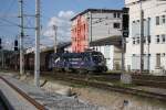 1116 126-4 Licht ins Dunkel hier bei der Einfahrt in den salzburger Hbf am 03.08.2012