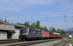 ÖBB 1116 126  Licht ins Dunkel  sowie 1144 058 mit einen kurzen Güterzug durch Wartberg i. Mürztal vorbei am 06.05.2014