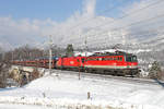 Die bestens gepflegte 1142.693 leistet einer 1116 am G-49415 bei Payerbach Vorspann. 24.2.18