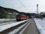 Gterzug 54505 mit Doppeltraktion 1142.593+1044.122   Fotografiert in Payerbach Reichenau.