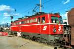 1142-570 in Graz HBF am 10.11.2002 - Gesamtansicht