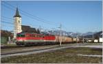 1142 589 und 1144 123 fahren mit Gterzug 55662 (Bruck Mur - Selzthal) durch das Liesingtal.  
Kammern 22.2.2012