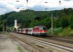 1142 632 mit einem REX am 14.07.2012 bei der Einfahrt in Wernstein.