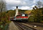 1142 617 mit einem REX nach Linz Hbf am 02.11.2012 unterwegs bei Wernstein am Inn.