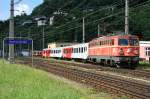 Das Bild zeigt die 1142 572 mit Zug 4219 (Bruck/Mur - Unzmarkt) am 10.07.2008 bei der Ausfahrt aus Bruck/Mur.