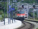Am Bahnsteig 6 einfahrende 1142 658-2 mit der S 1 aus Graz nach Bruck an der Mur am 08.03.2014