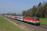 Die 1142 689 war am 09. April 2015 dem R 5921 von Passau Hbf nach Neumarkt-Kallham vorgespannt, und wurde von mir bei Andorf fotografiert. 