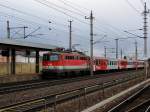 1142 610-5 trifft mit R3015 in Marchtrenk ein; 160112