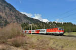 1144 054 mit einem REX am 10.03.2016 bei Bischofshofen.