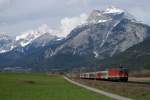 1144 215 mit R 5334 bei Flaurling (07.04.2007)