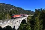 1144 077 mit einem REX am 30.09.2018 bei St. Pankraz. 