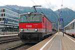 Am Abend des 03.07.2018 stand 1144 077 auf Gleis 4 im Innsbrucker Hauptbahnhof, als diese darauf wartete aus dem Bahnhof in Richtung Abstellgleis zu fahren.