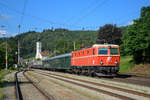 1144 040 mit dem  Erlebniszug am 15.08.2013 in Wernstein am Inn.