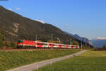 1144 036 mit dem REX 5394 (Innsbruck Hbf-Landeck Zams) bei Oberhofen 16.10.21