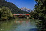 Eine 1144 überquert in Bischofshofen die Salzach auf dem Weg Richtung Graz.

Bischofshofen, 19.07.2025