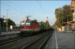 Die Innsbrucker 1144 219 durchfhrt mit einem  HANGARTNER-Express , von Verona Quadrante Europa nach Rostock-Seehafen, den Bahnhof Kiefersfelden.