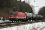 1144 240 mit Kesselwagenzug am 28.02.2009 in Aling.