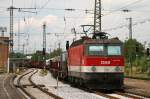 1144 242 durchfhrt am 20.06.08 mit einem Gterzug den Bf Rosenheim.