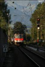 1144 260 durchfhrt mit dem Kombizug, Taltov – Italien, den Grenzbahnhof Kiefersfelden. (06.08.2009)