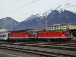 1144 218-5 und 1144 211-0 in Innsbruck Westbahnhof.20.12.2009